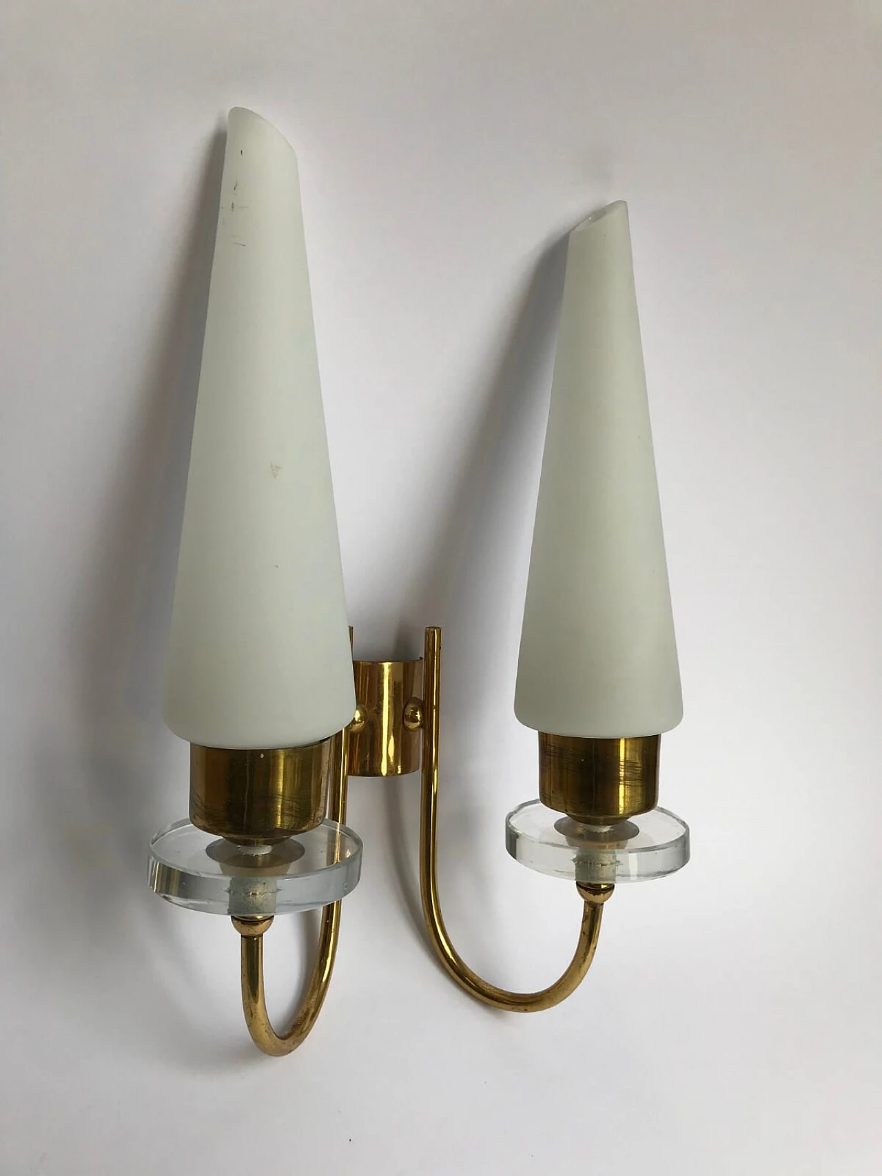 Conical wall lamp in layered glass, Italy, 50s 3