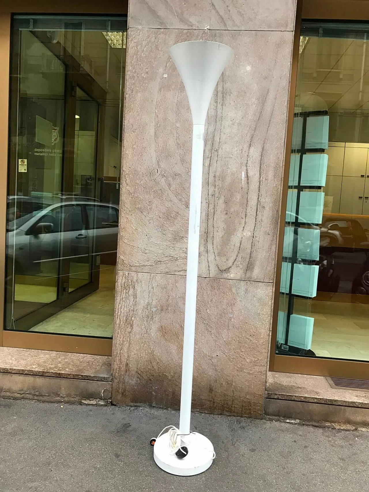 Lampada da terra Luminator Stilux bianca, anni '60 2