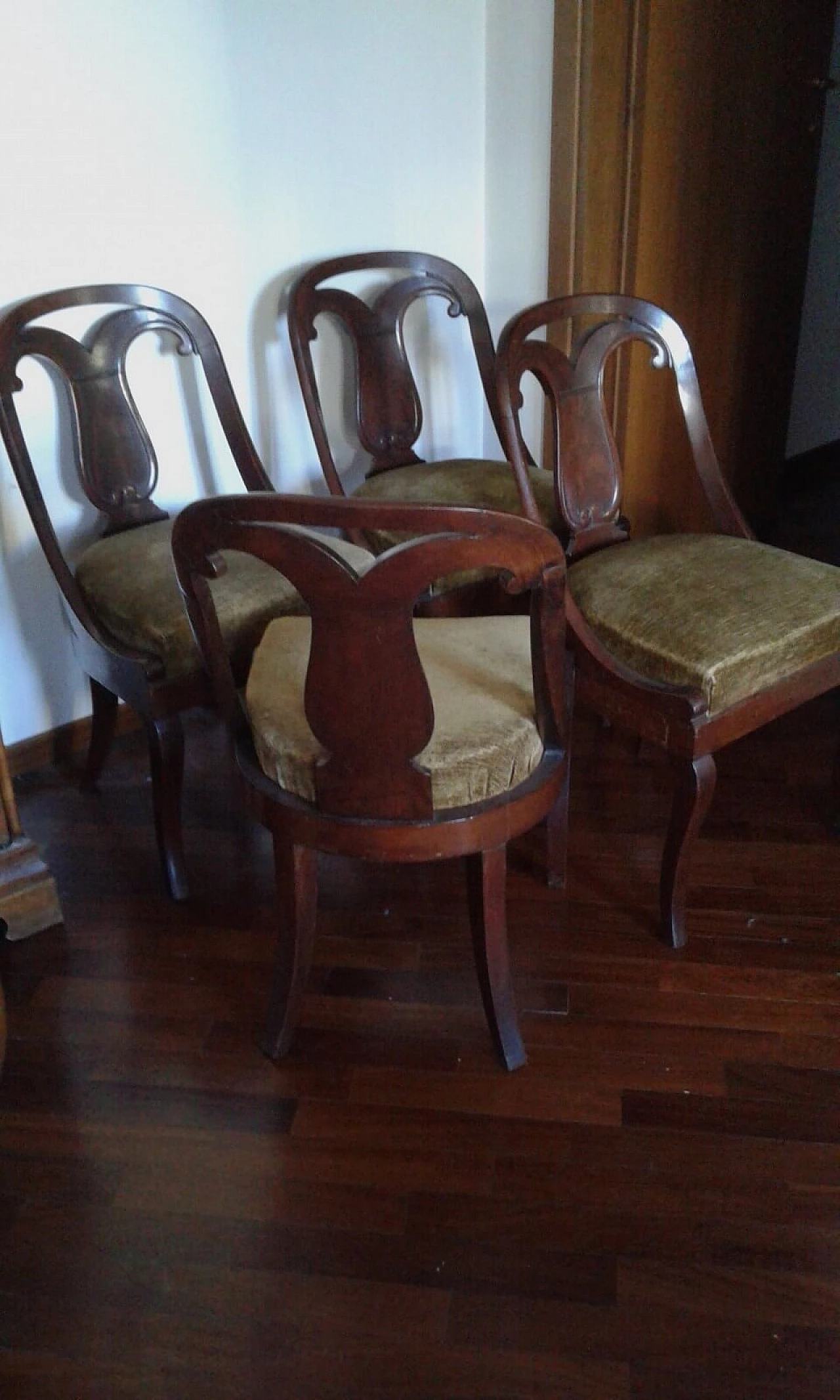 Four Gondola chairs, first half 19th century 4