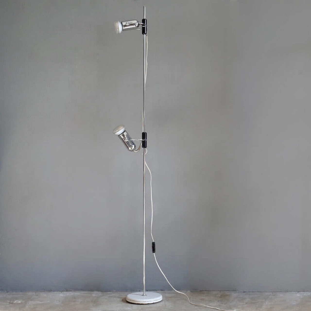 Floor lamp by Francesco Fois for Reggiani, Italy, 60s 2