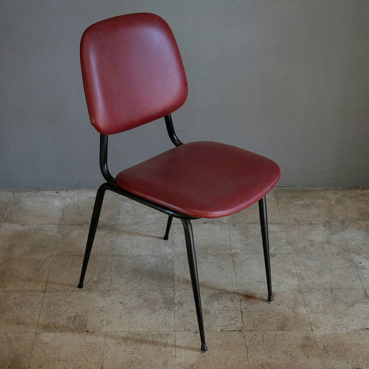 Theatre chairs from the 60s, eco-leather seat 4