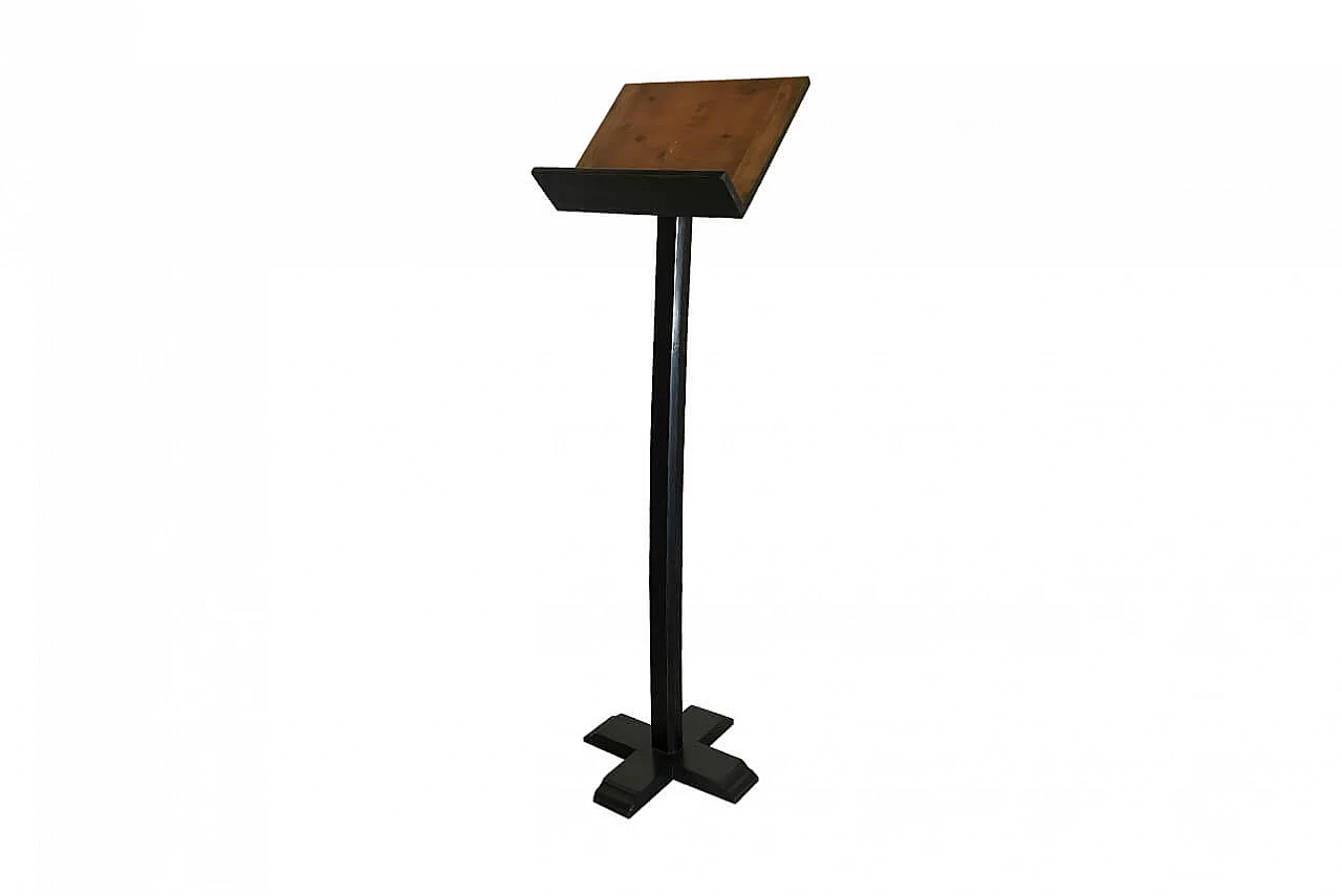Black lacquered wooden lectern 1