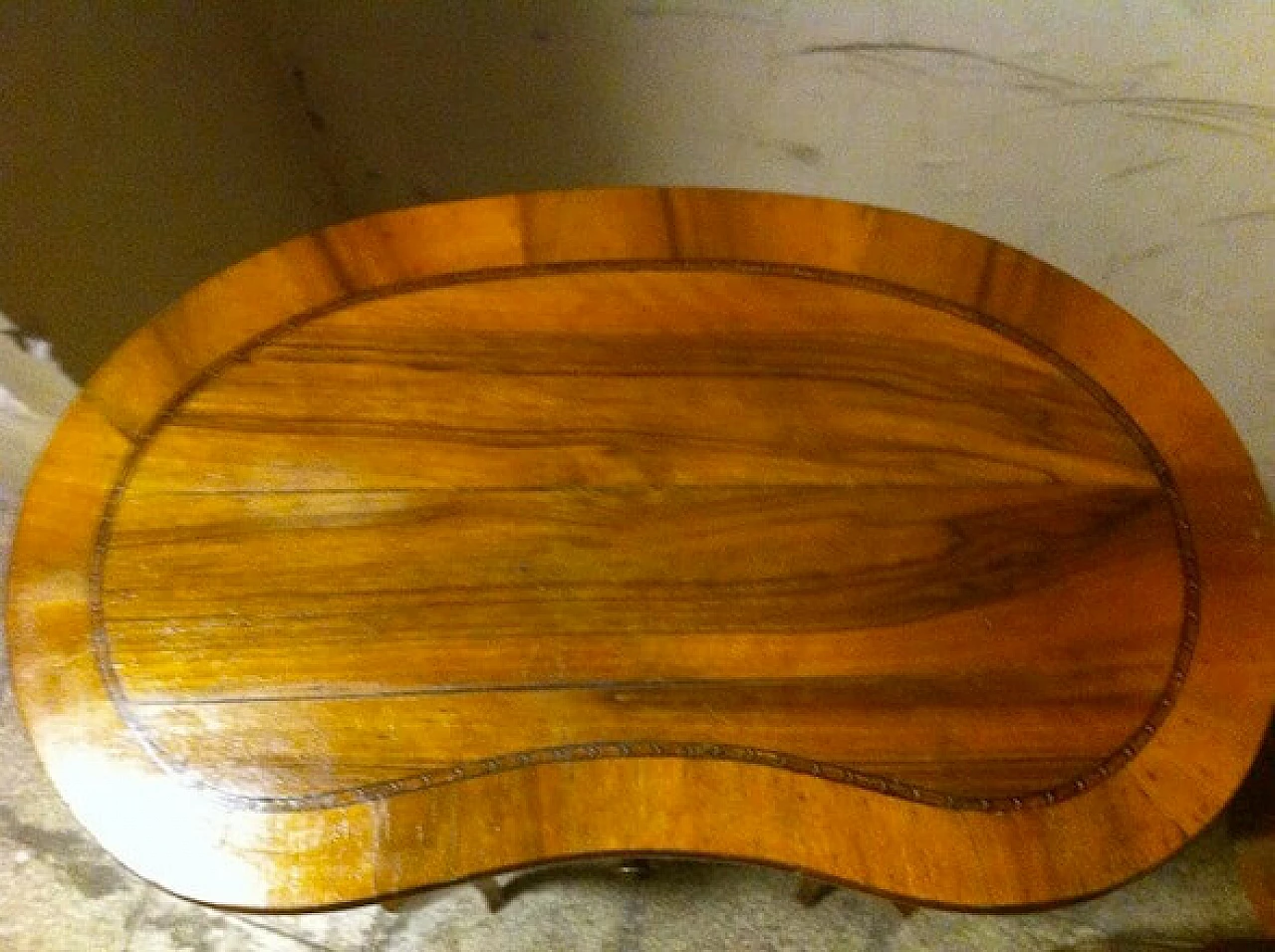 Coppia di comodini Fagiolini a due cassetti, primi '900 2