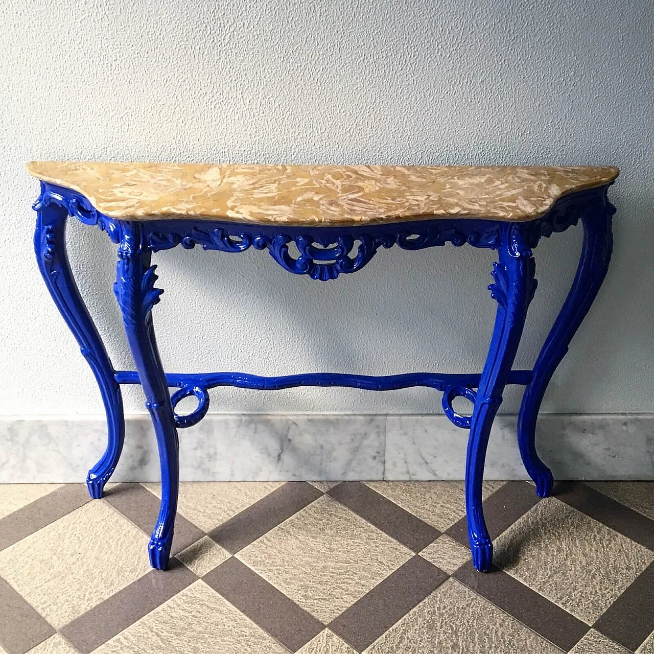 Lacquered Baroque Console 2