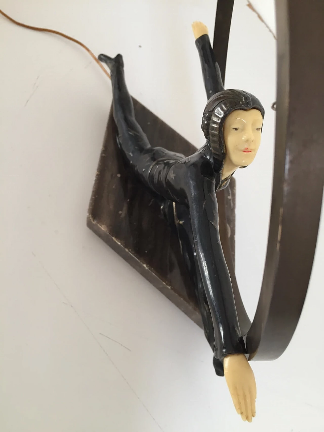 Lamp sculpture Art Deco in bronze and bakelite 6