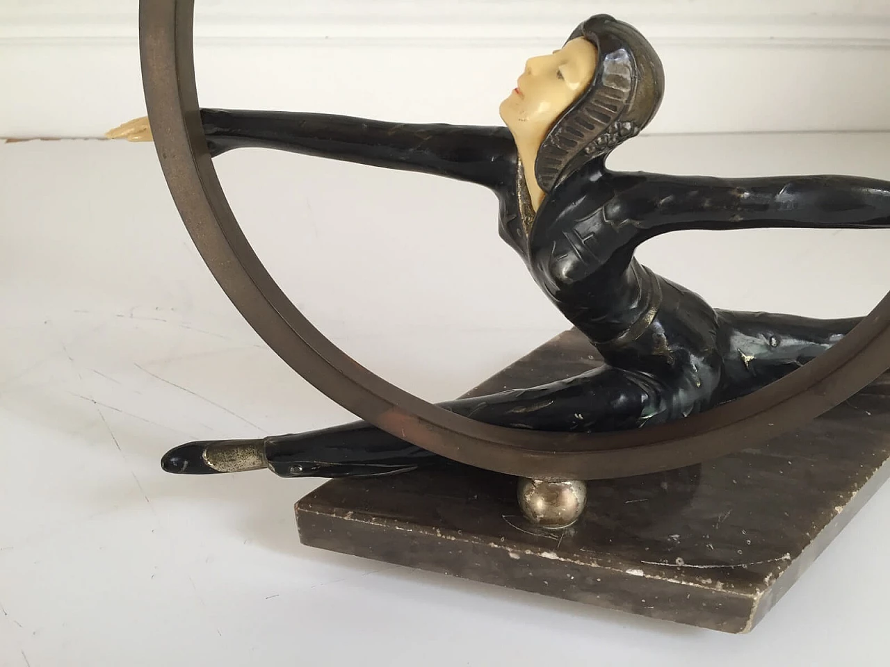 Lamp sculpture Art Deco in bronze and bakelite 5