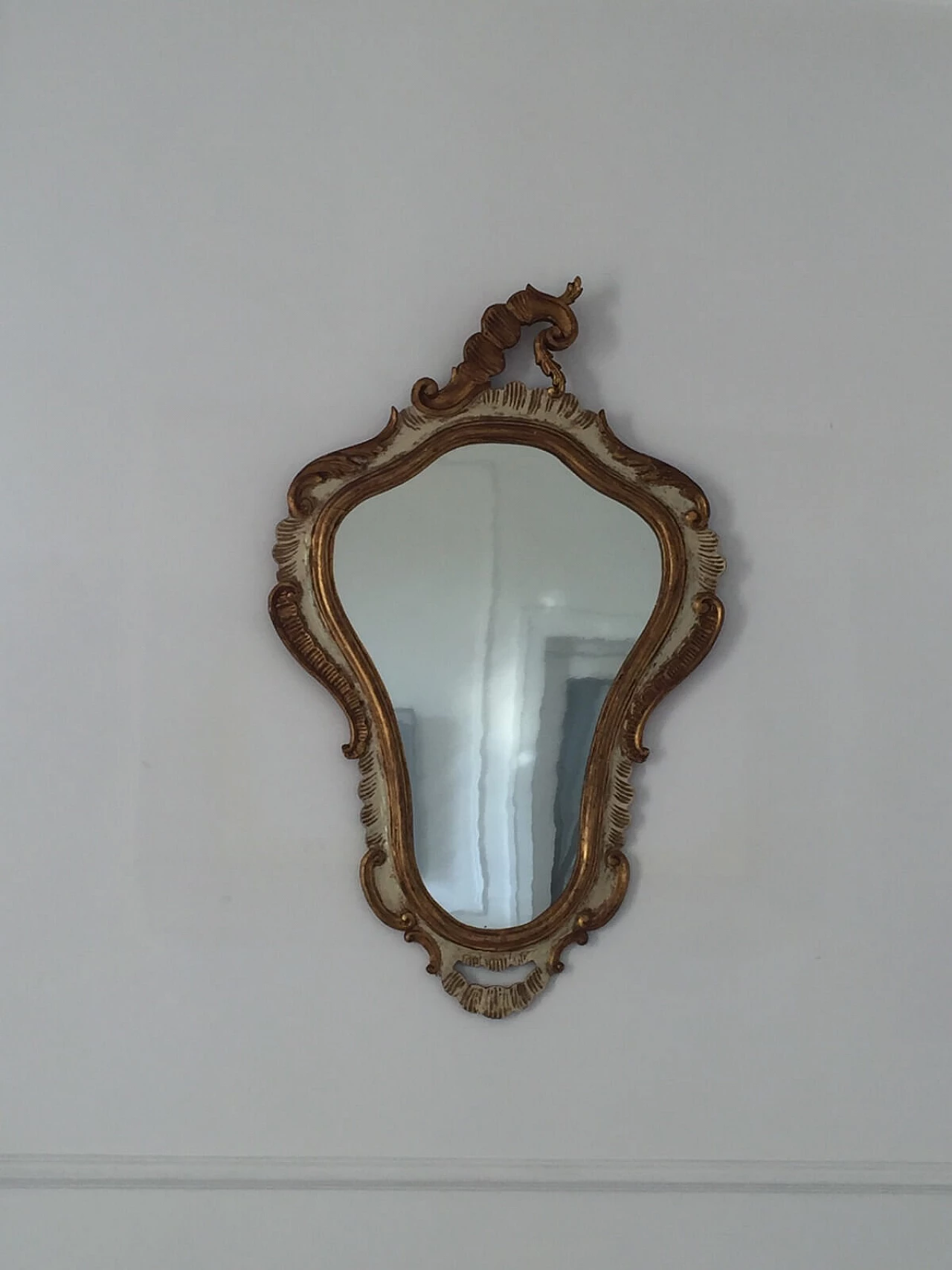 Specchio italiano con cornice in legno dorato, fine '800 primi '900 2