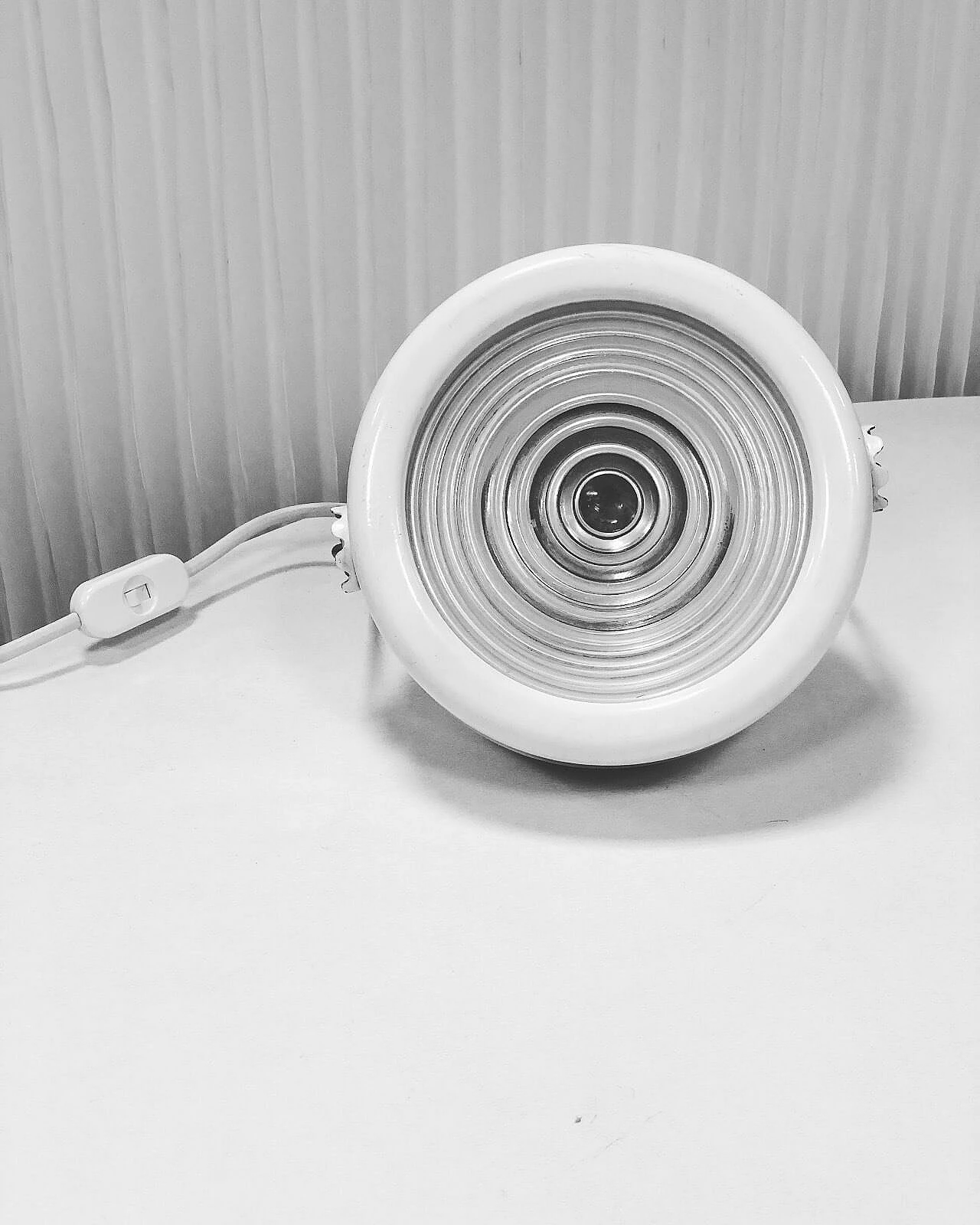 Lampada sciuko di Castiglioni per Flos 2