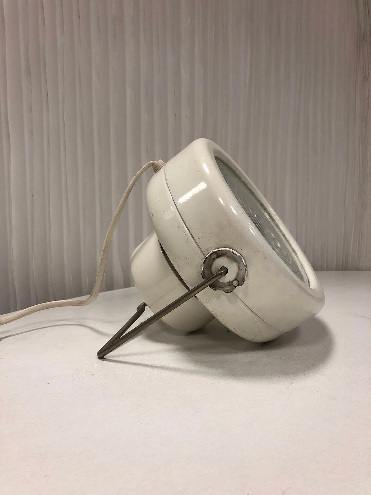 Lampada sciuko di Castiglioni per Flos 3