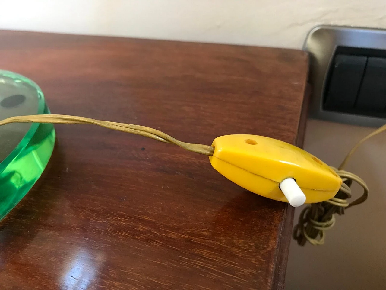 Lampada verde acqua con base in vetro, anni '50 6