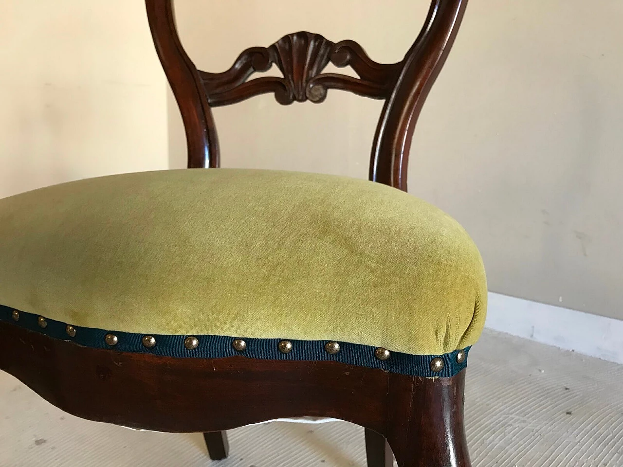 Pair of Louis Philippe chairs in walnut, with green velvet, 19th century 4