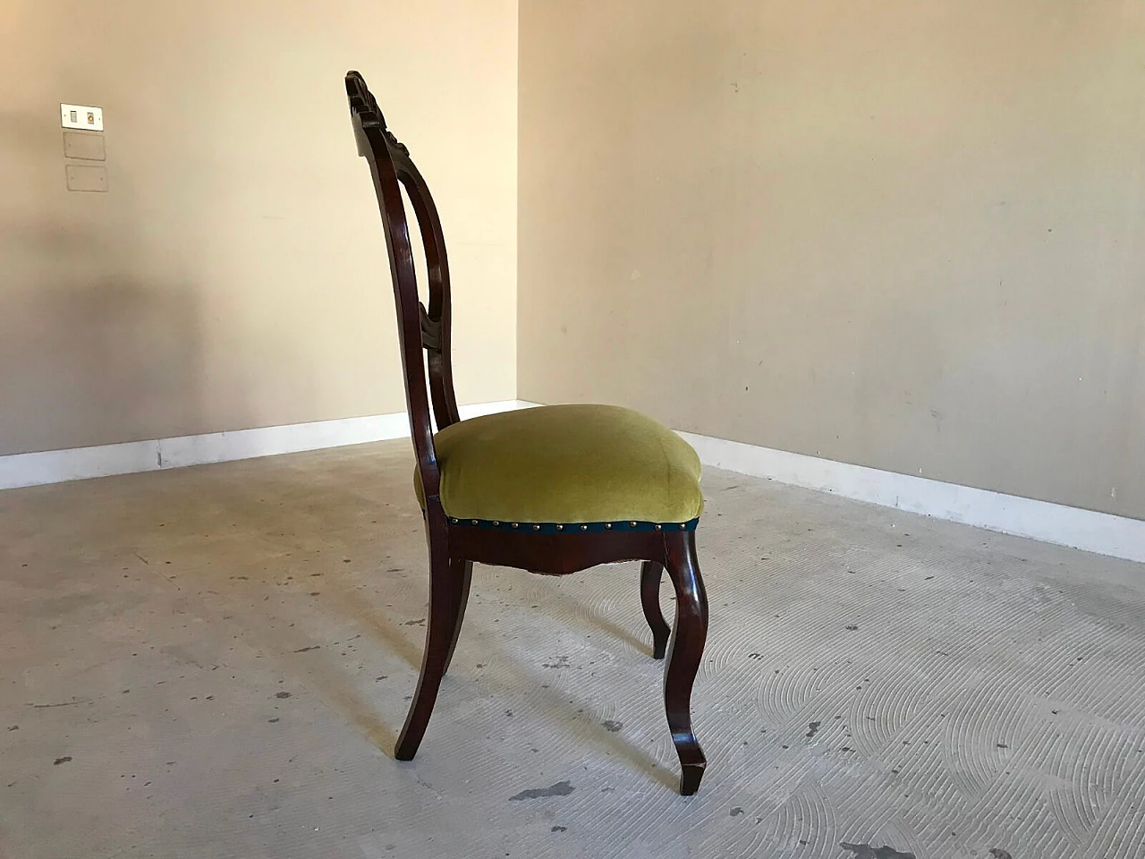 Pair of Louis Philippe chairs in walnut, with green velvet, 19th century 6