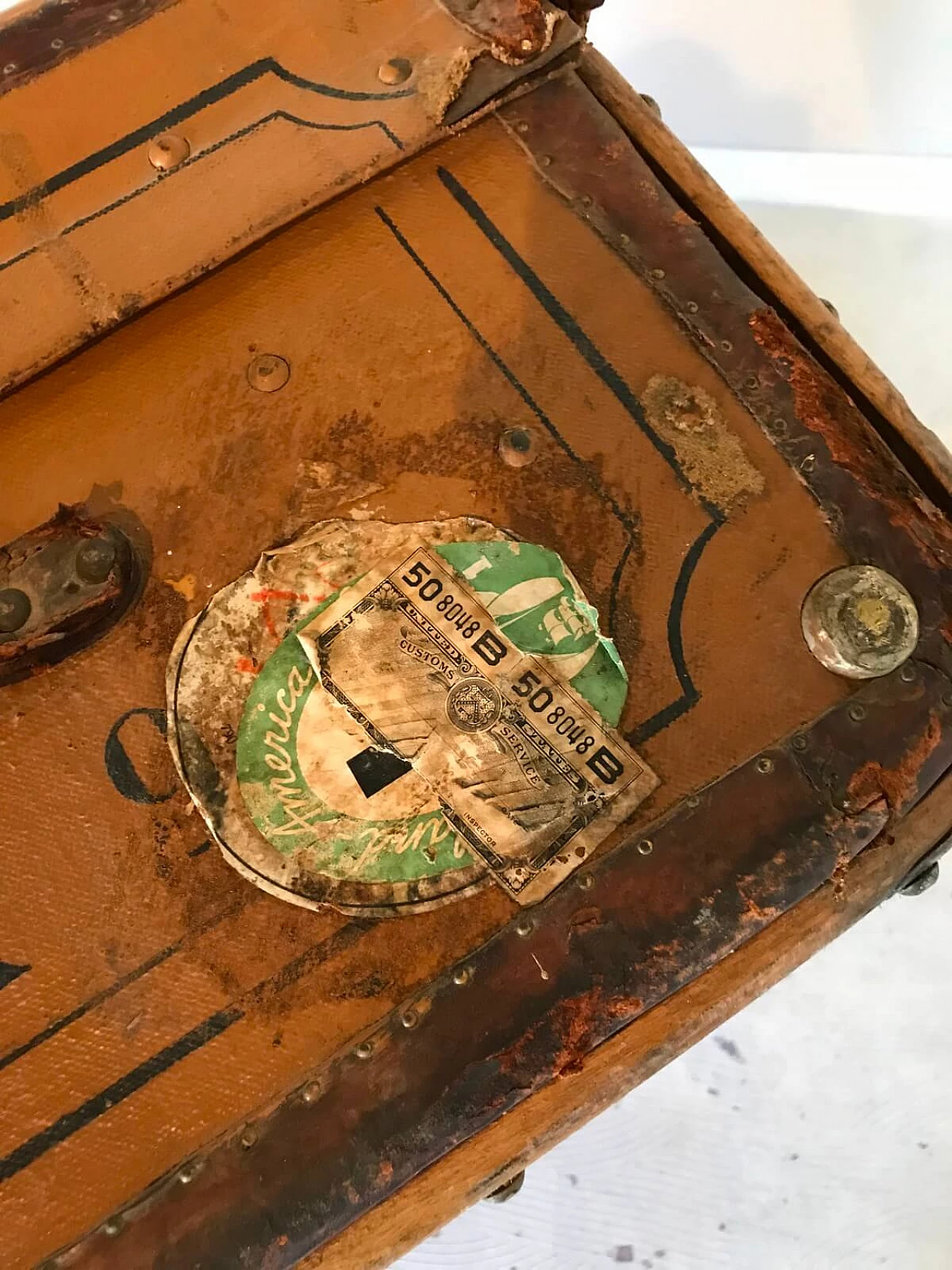 Pair of trunks, wooden with leather handles 12