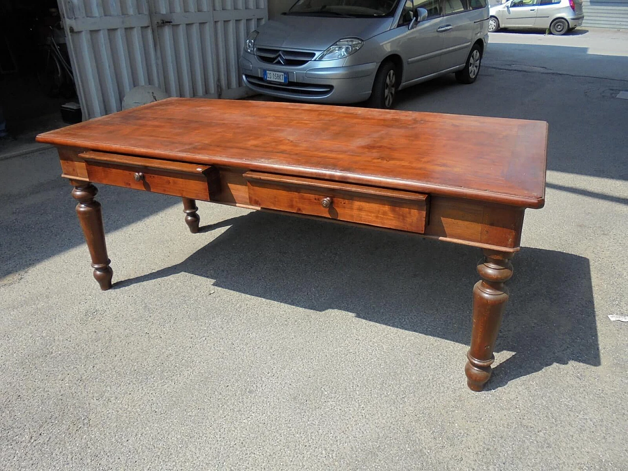 Grande tavolo in legno di Ciliegio 2