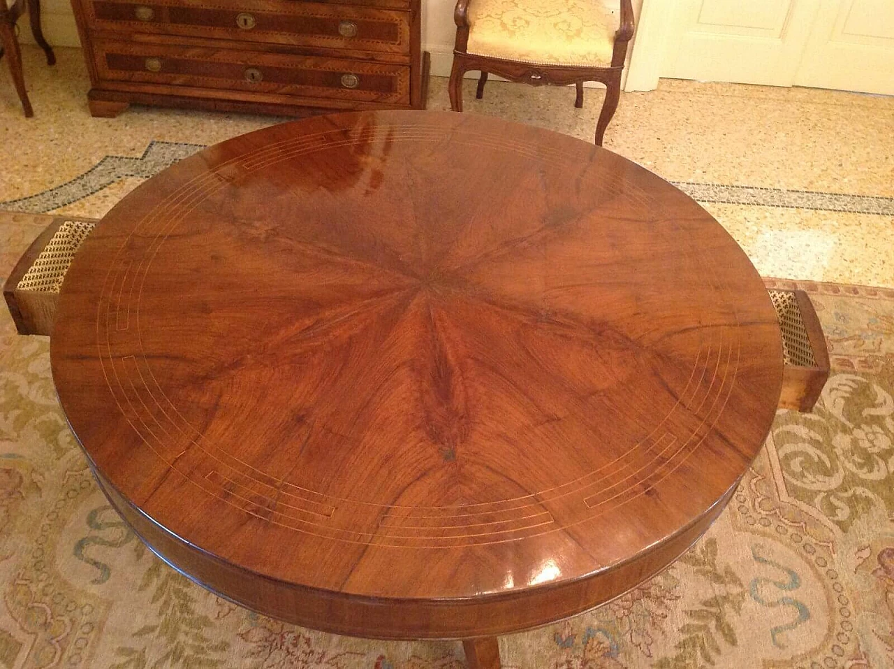 Empire style round table with central column, 19th century 4