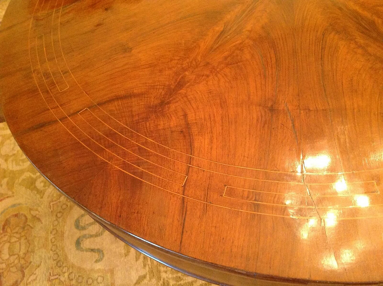 Tavolo Rotondo a gamba centrale stile impero, '800 5