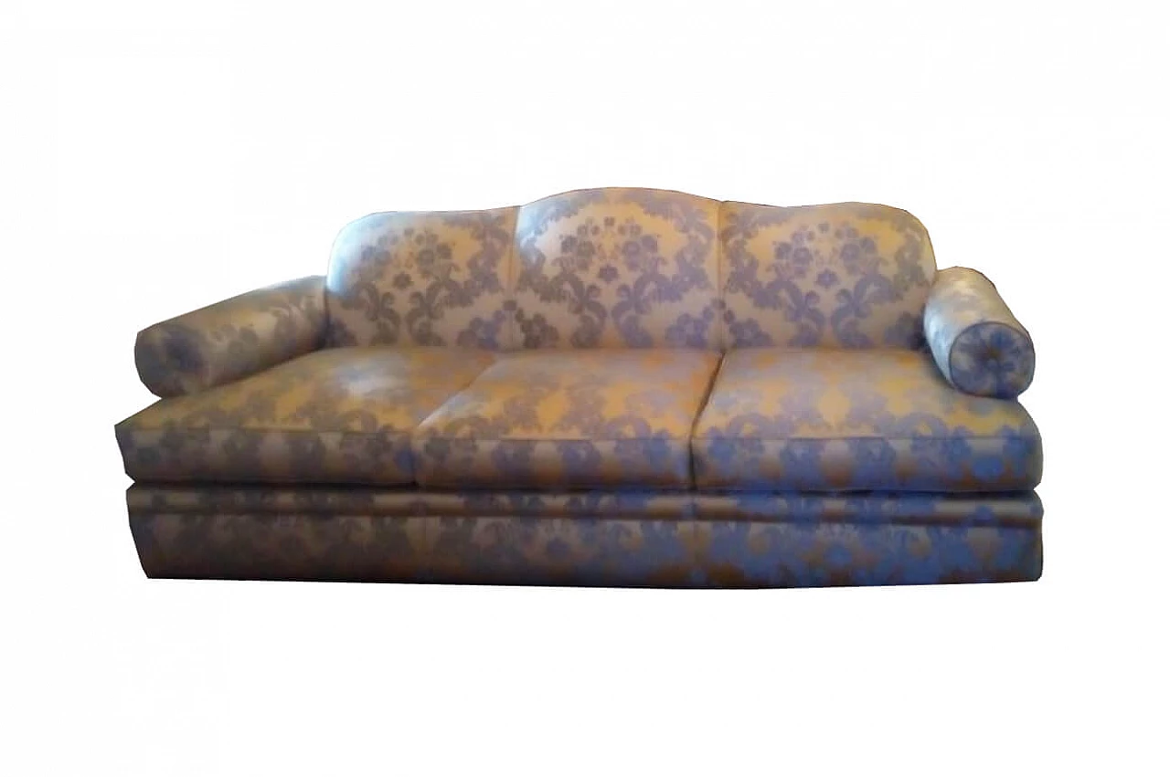 Three-seater sofa covered in brocade fabric 1