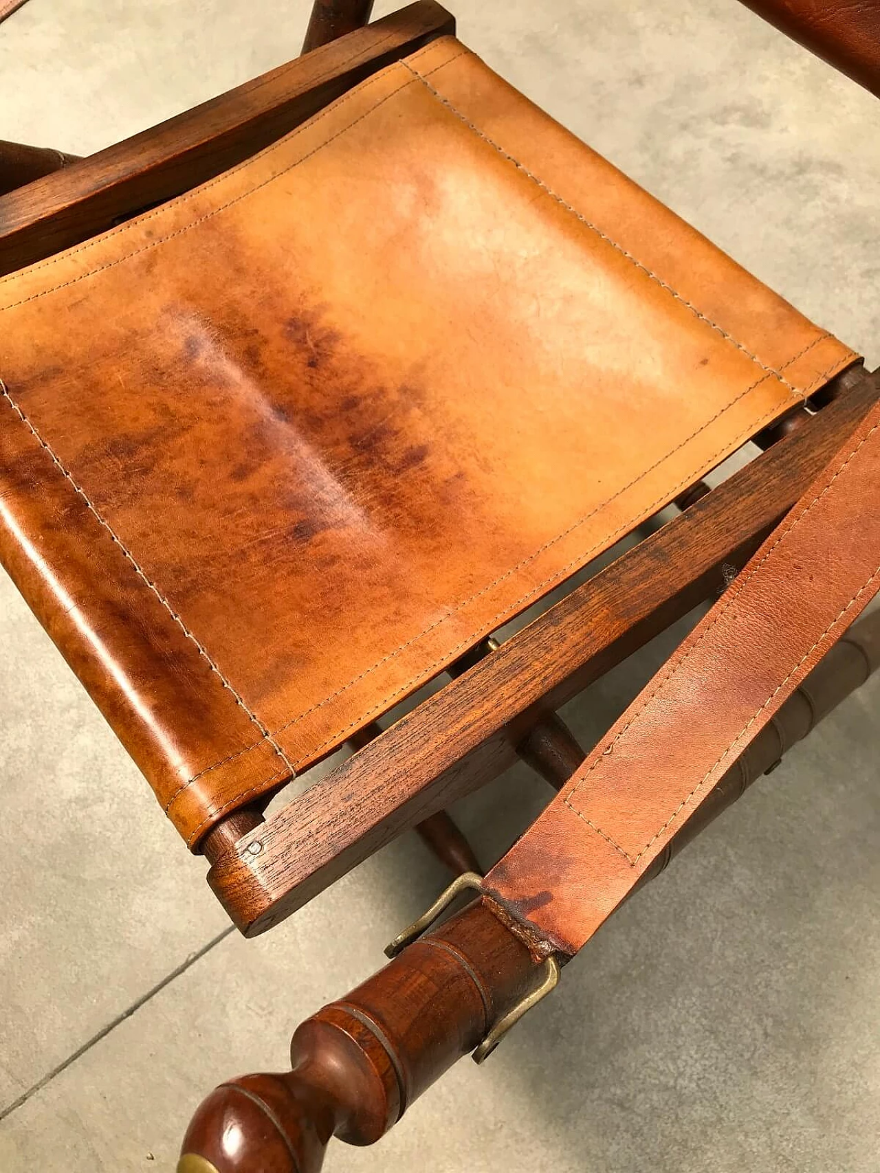 Officer's folding chair in wood and leather, 1850 approx. 5