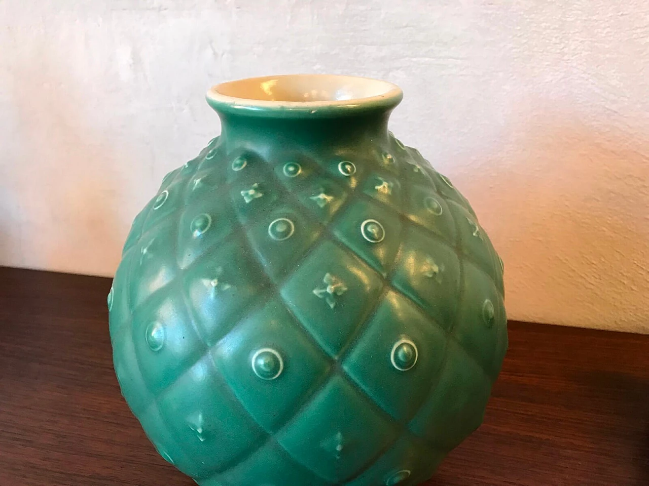 Green vase by Giovanni Gariboldi Manifattura San Cristoforo 3