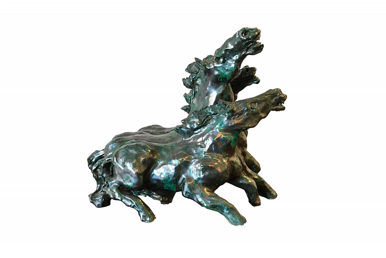 Scultura di Umberto Ghersi con tre cavalli in ceramica 1