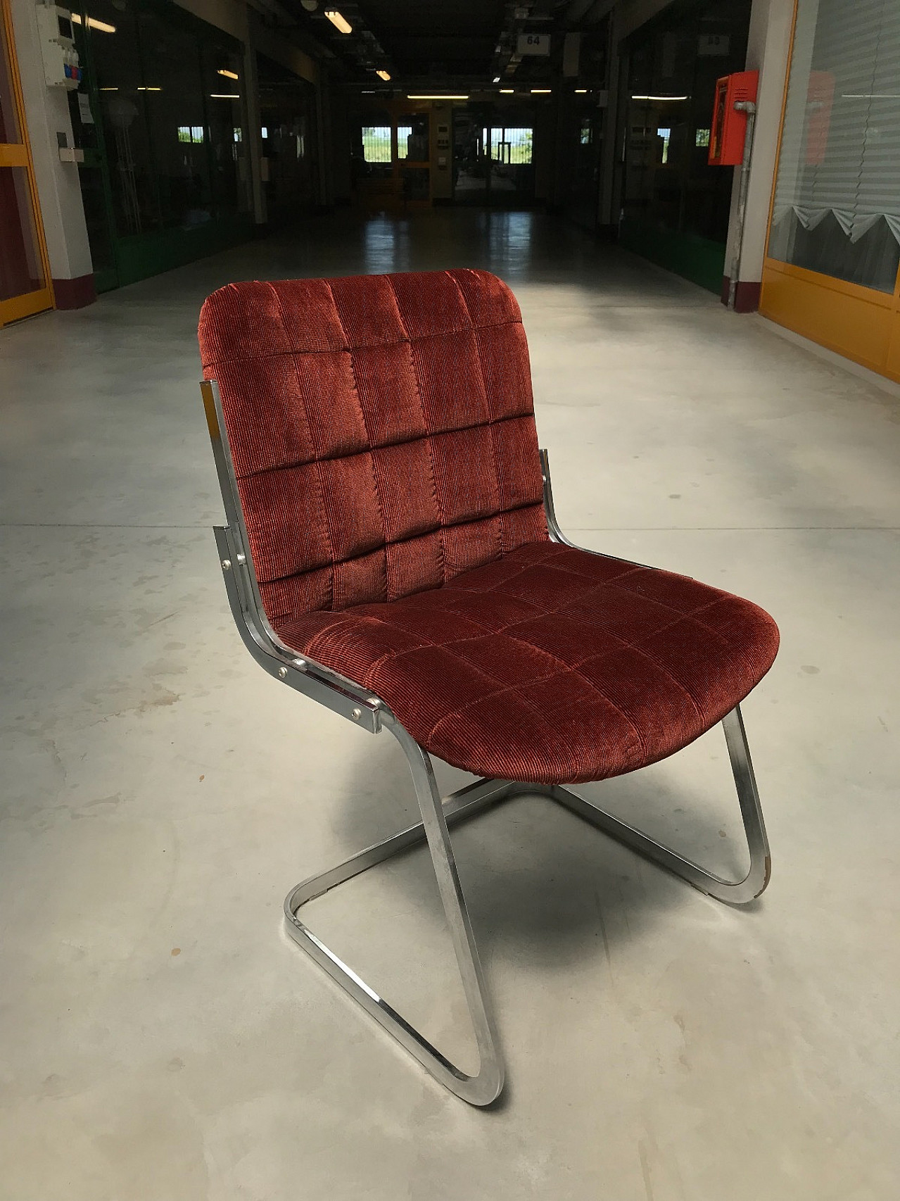 Set of 6 steel chairs covered in 70's velvet 7