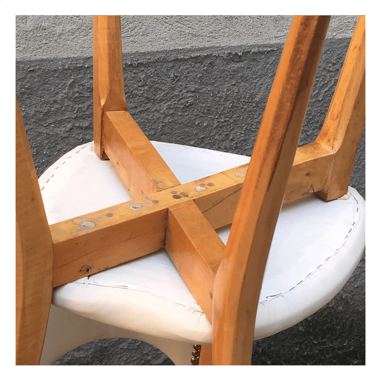 6 Italian Cherry and Ivory faux leather dining chairs, 50s 1060085