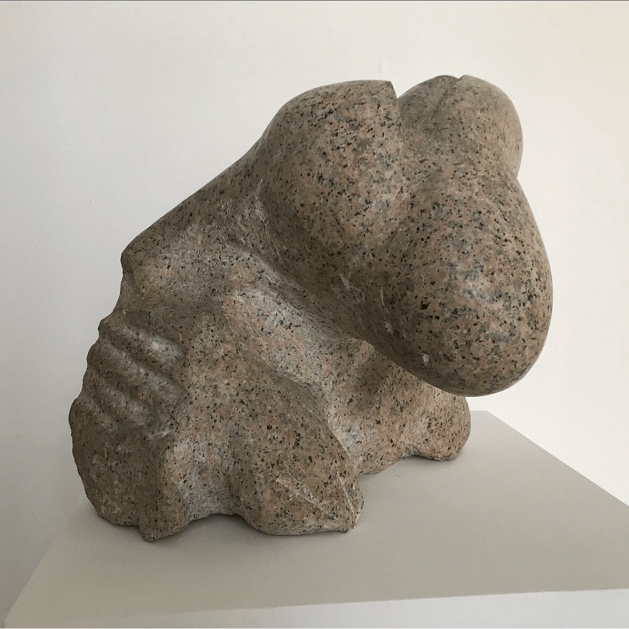 Pink granite sculpture in by Italian artist Aldo Flecchia 1060301