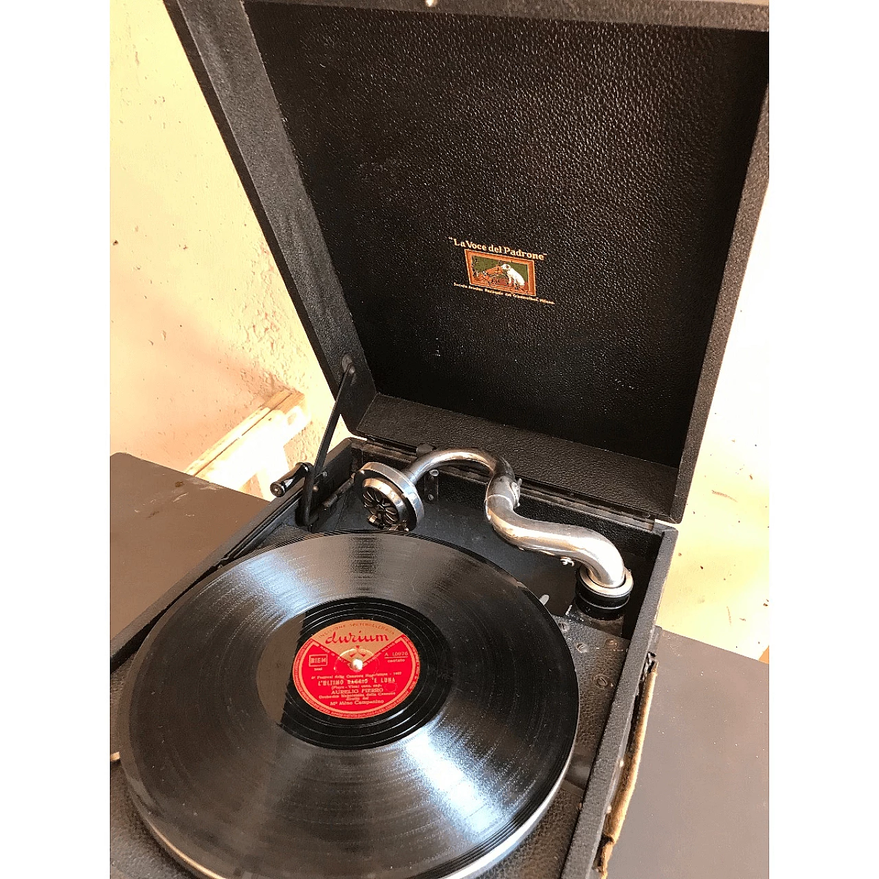 Gramophone in a briefcase His Master's Voice,  '30s 1061054