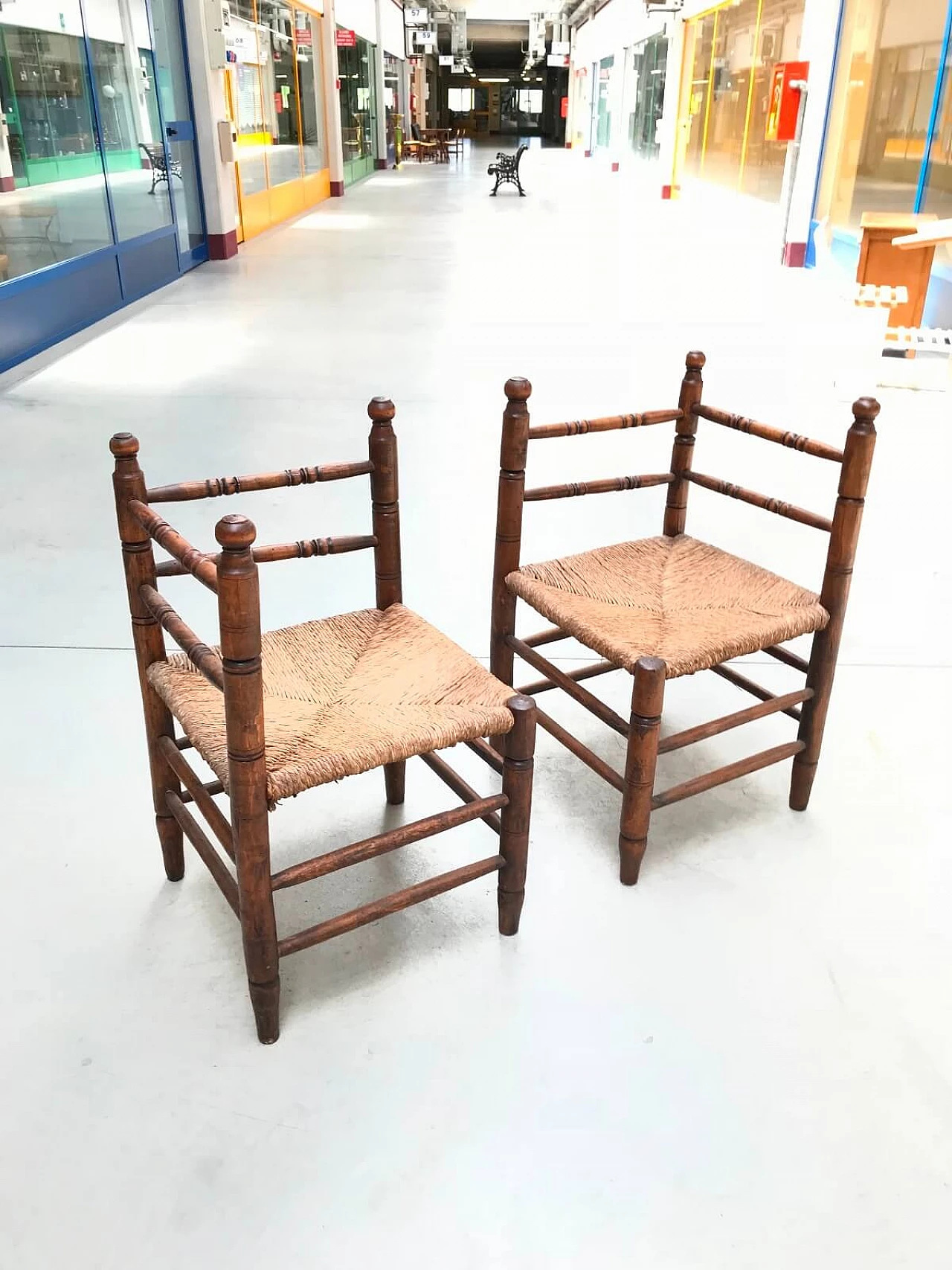 Divanetto impagliato scomponibile in 2 poltrone, fine '800 6