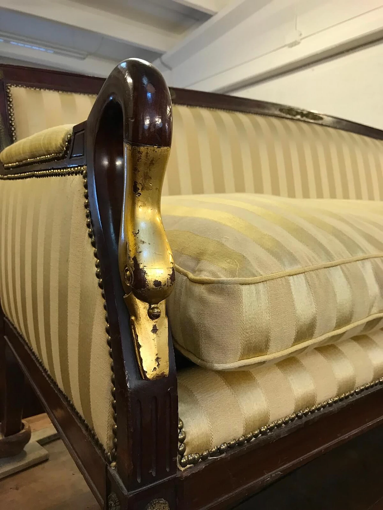 Second empire sofa in yellow gold fabric and shaped wood 2