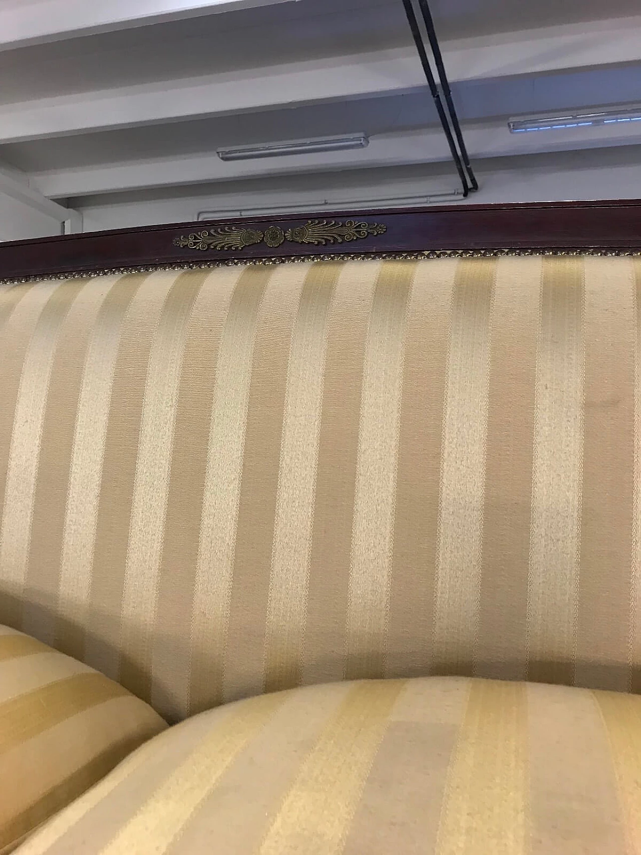 Second empire sofa in yellow gold fabric and shaped wood 5