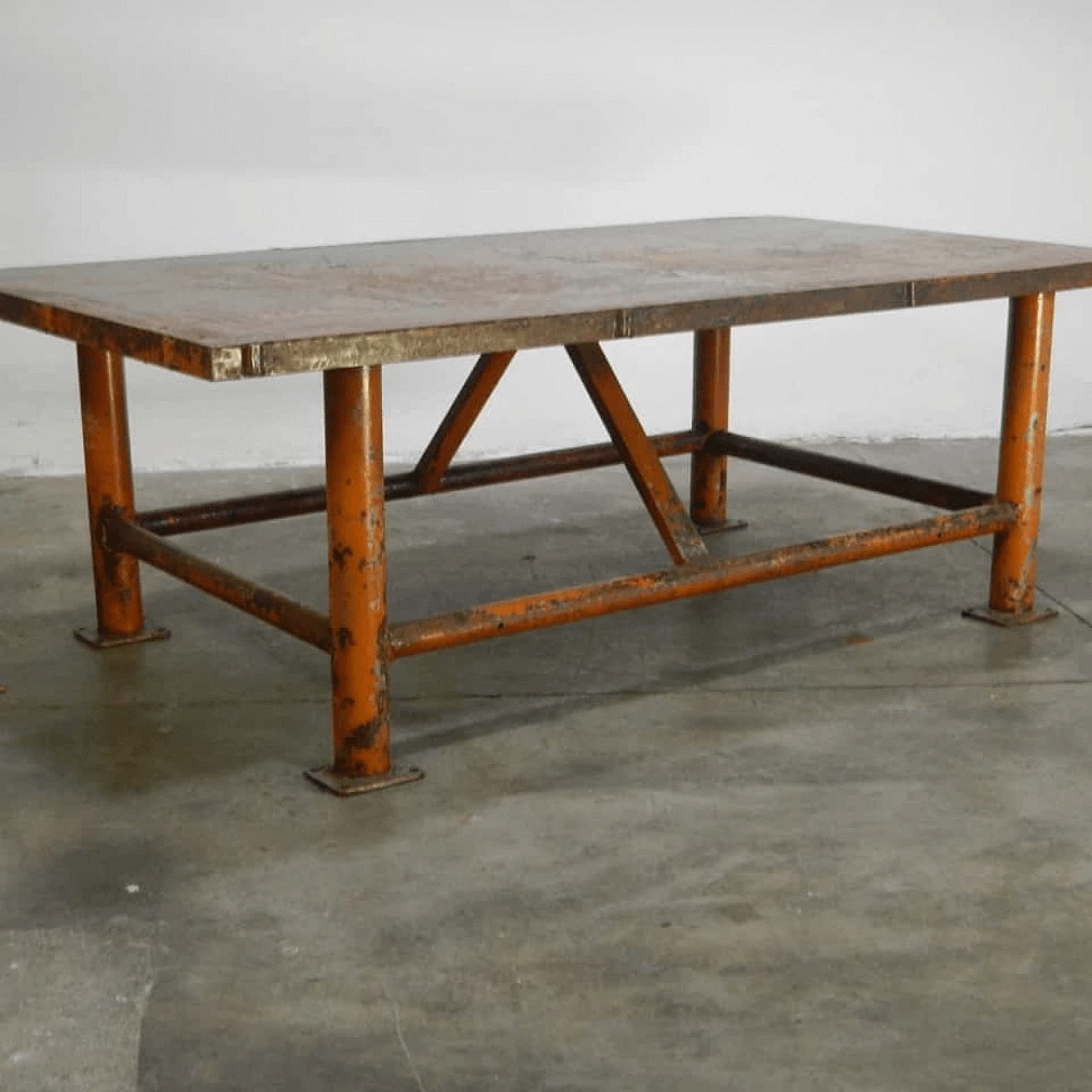 Restored industrial iron table 1061474