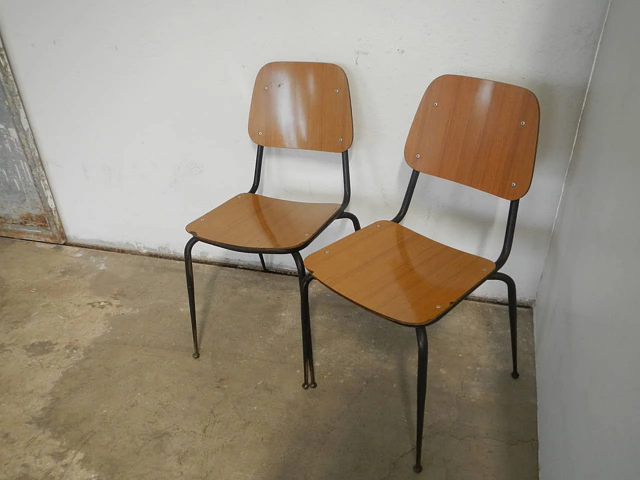 Pair of laminated chairs, 1950s 1062099