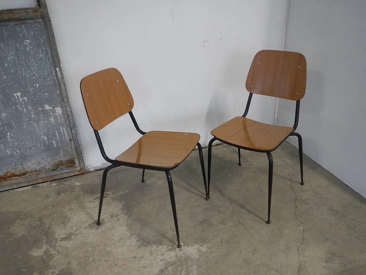 Pair of laminated chairs, 1950s 1062100