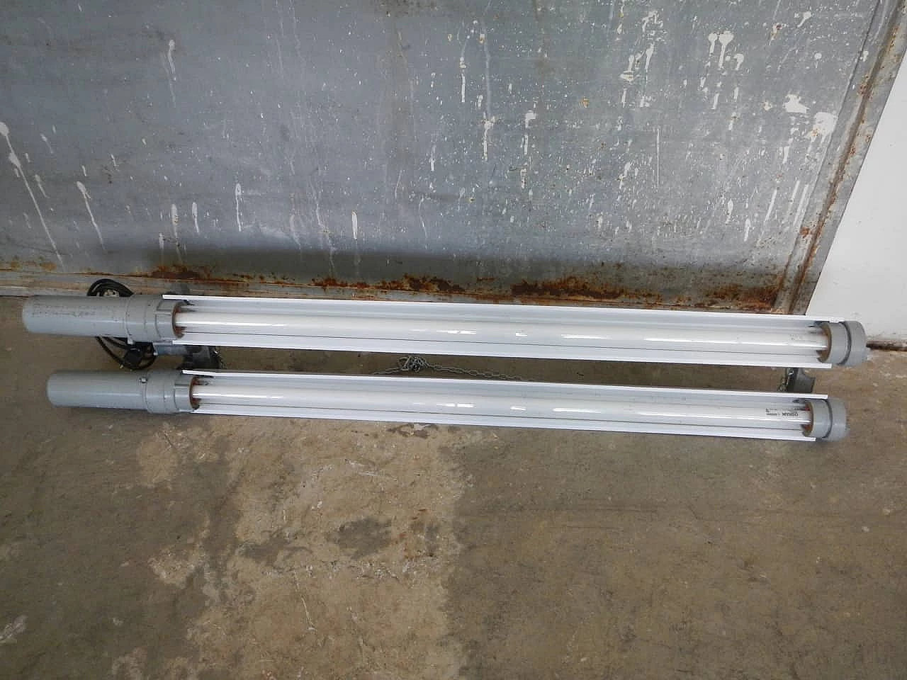 Lampade a neon industriali, ditta Cartem Milano, anni '50 1062240