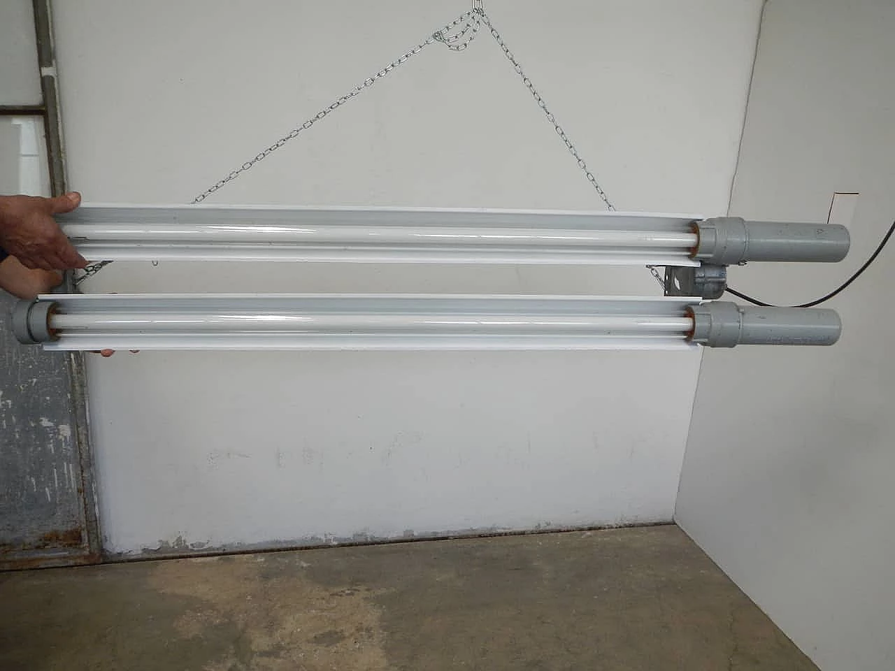 Lampade a neon industriali, ditta Cartem Milano, anni '50 1062241