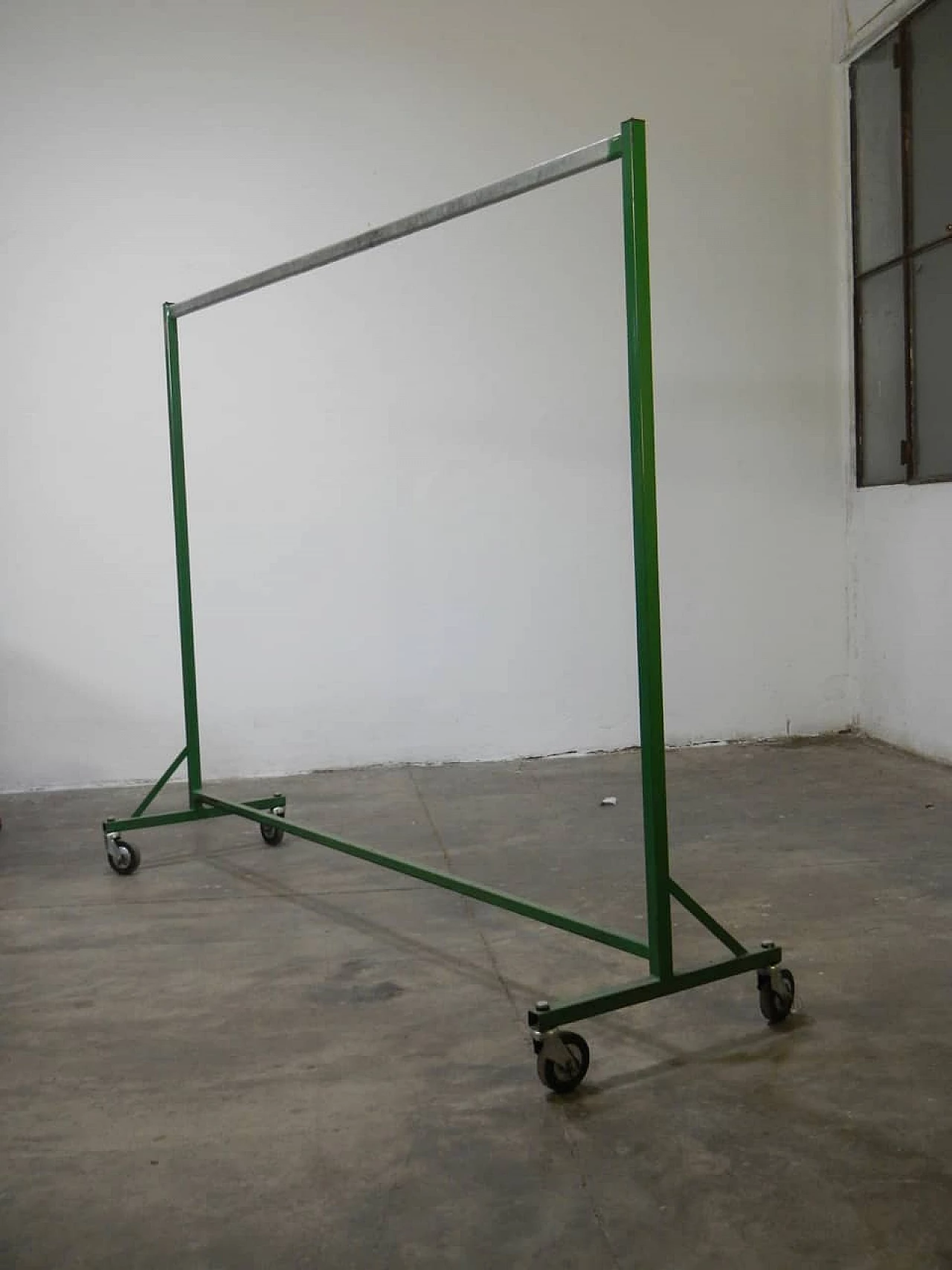 Hanger with wheels, '70s 1062488