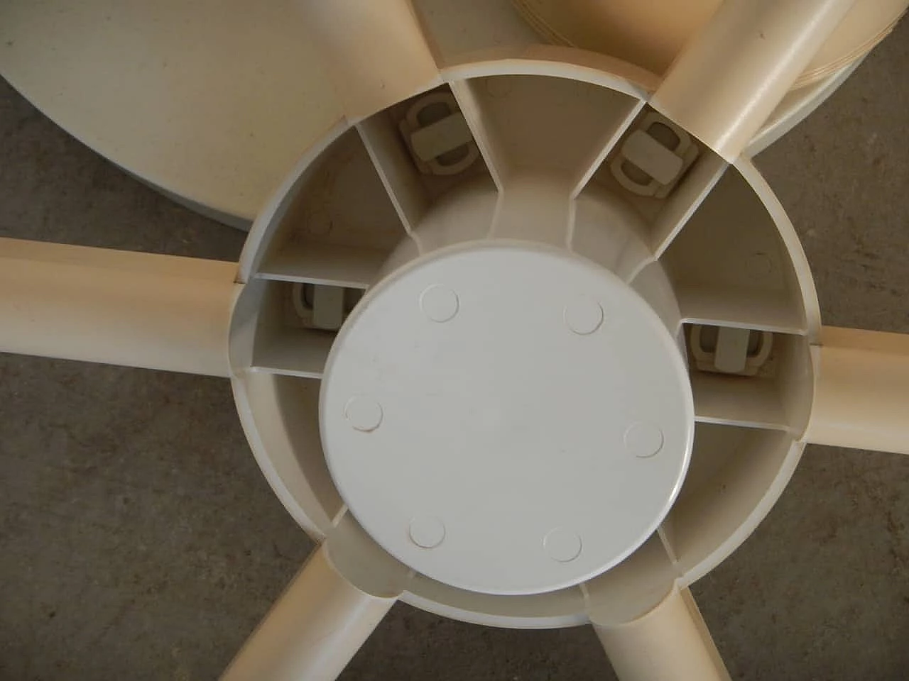 Appendiabiti bianco della Kartell, anni '60 1062547