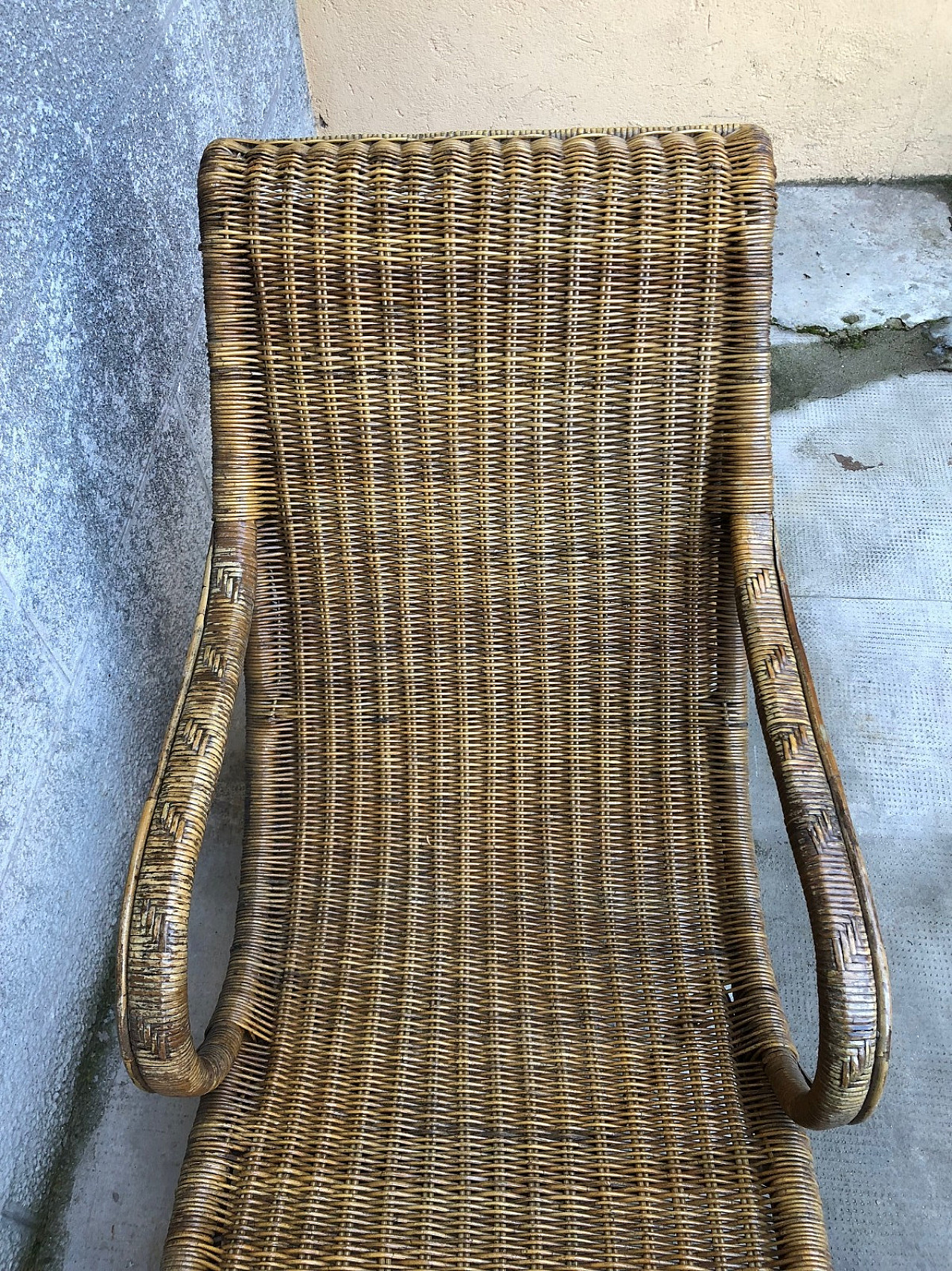 Florentine chaise-longue in rattan, '60s 3