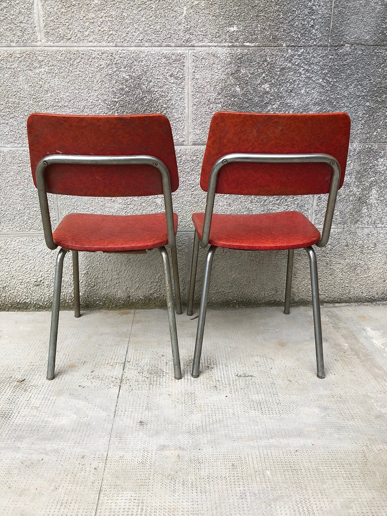 Red vintage "American style" kitchen chairs, 60's 3