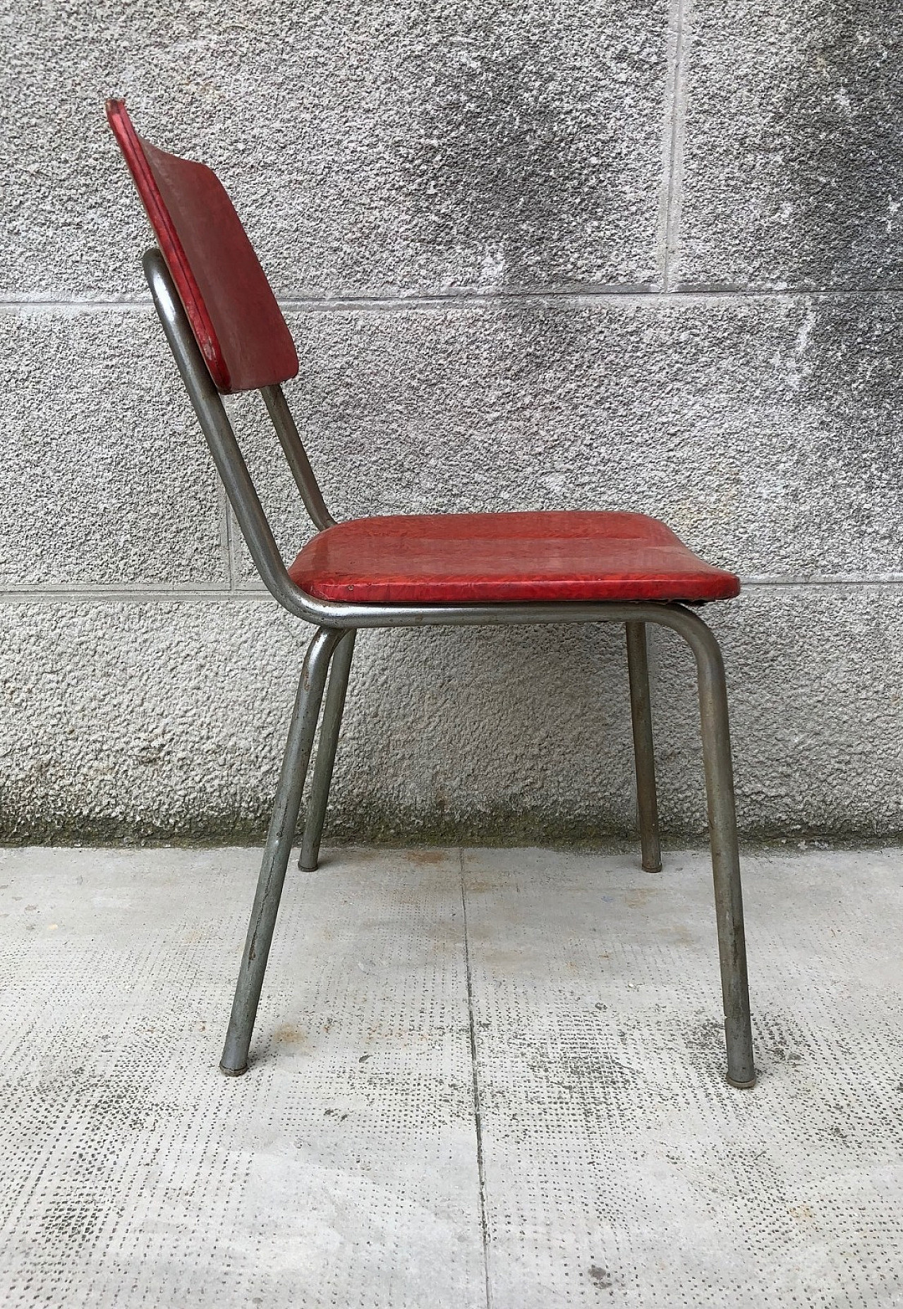 Red vintage "American style" kitchen chairs, 60's 4