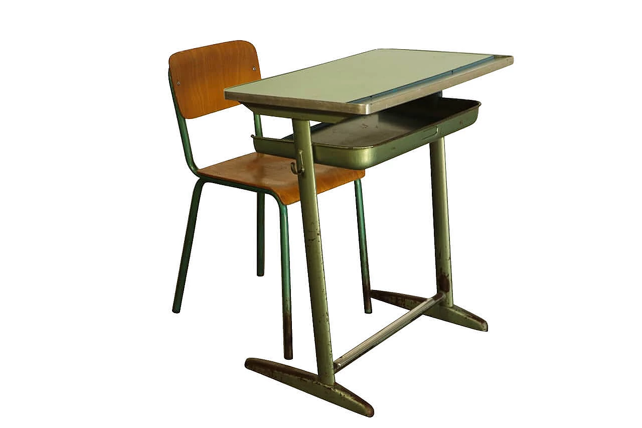 Tavolino da scuola con sedia anni 70 1063505