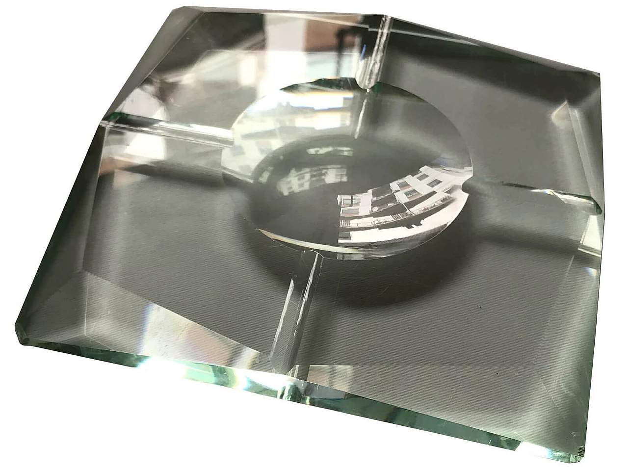 Posacenere in cristallo sbalzato di Fontana Arte 5