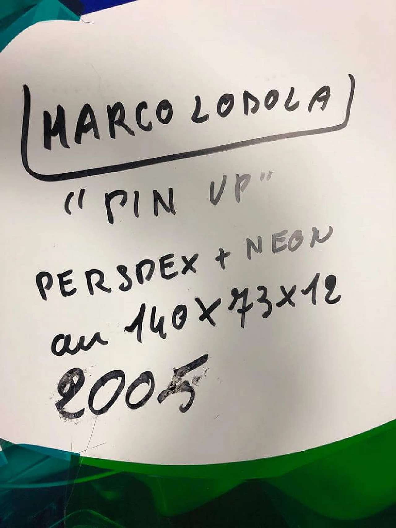 Opera "Pin Up" di Marco Lodola, 2005 1064031