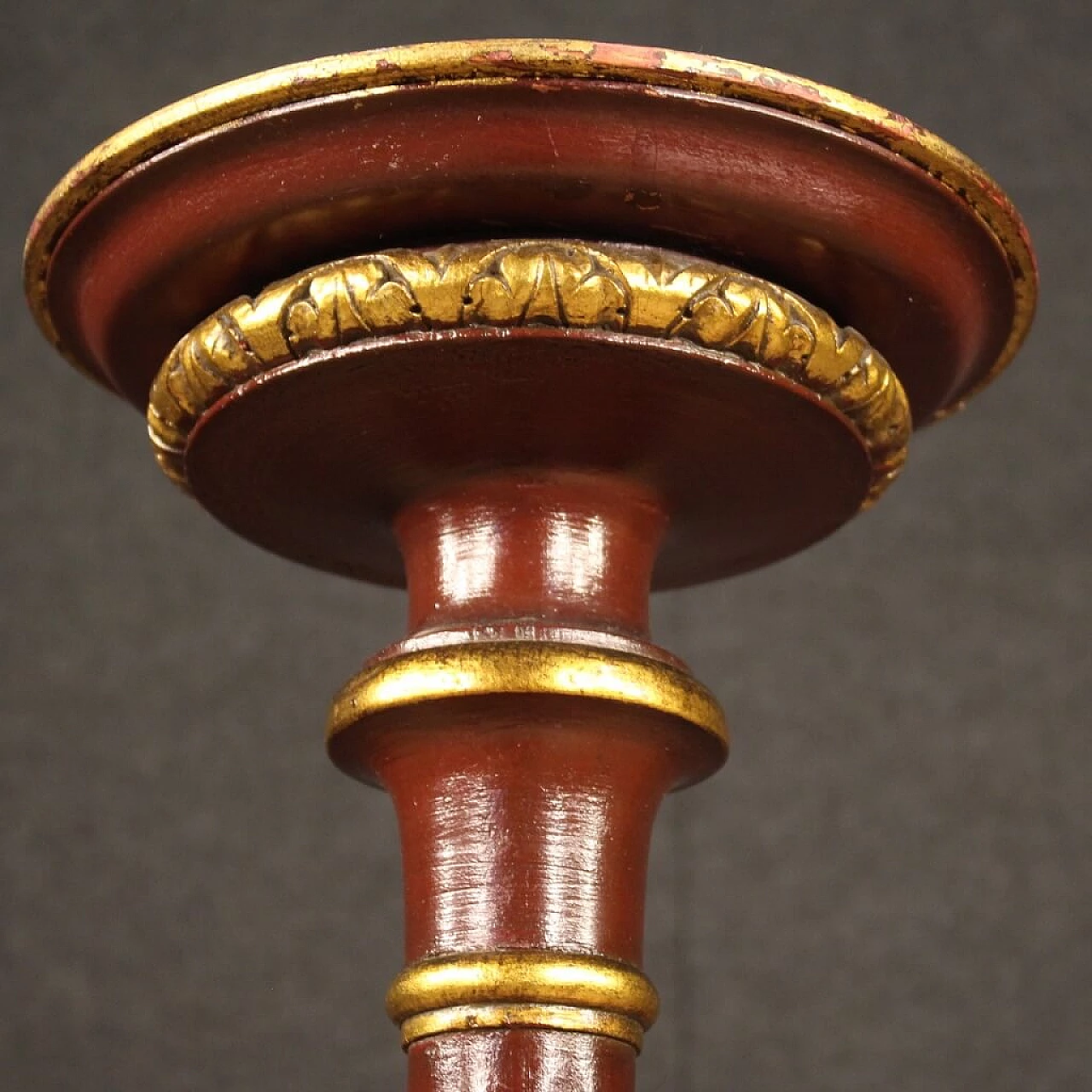 Italian candle holder in lacquered and gilded wood 1064147