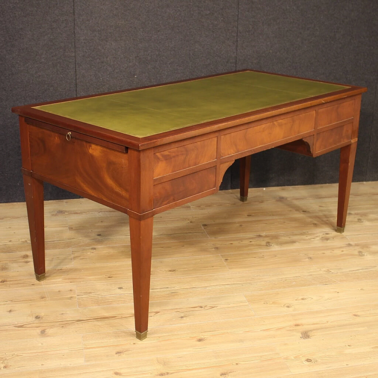 French desk in mahogany wood 1064172