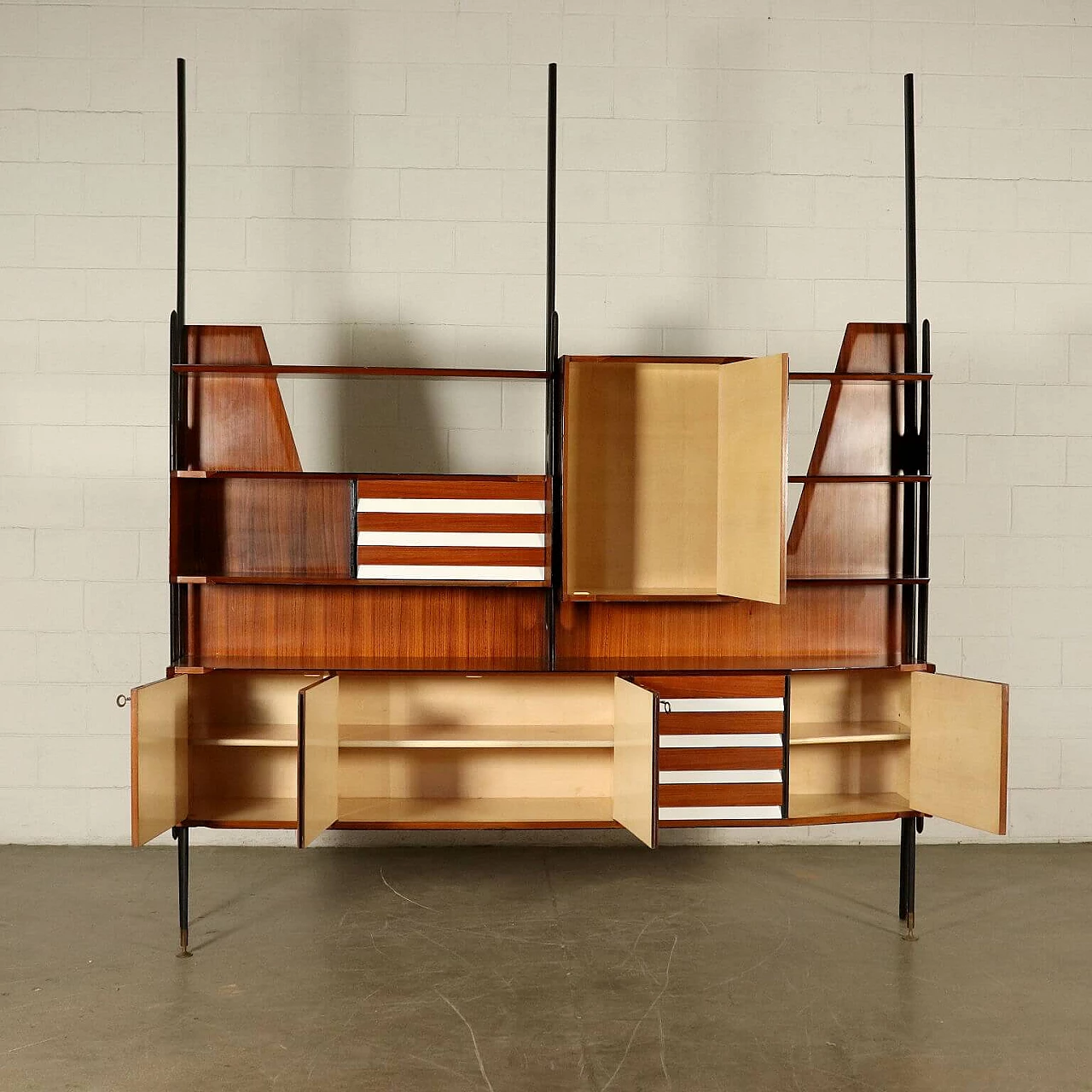 Living room furniture in rosewood and other woods, '60s 1064200