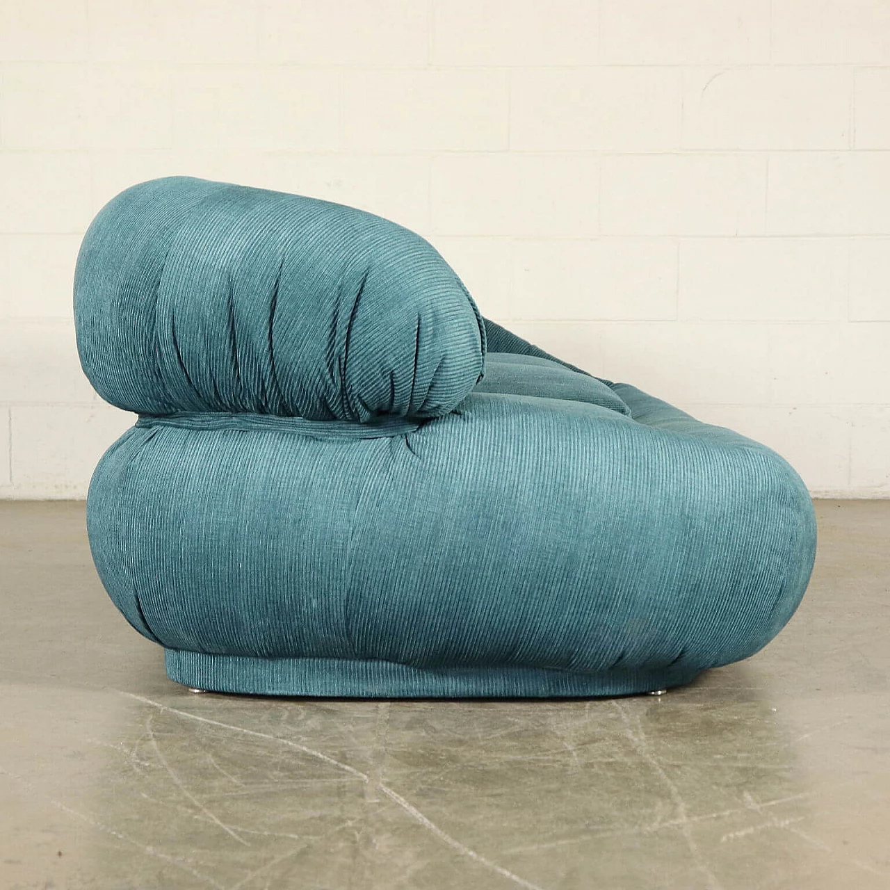 Vintage blue velvet and foam sofa, Italy, 70s 1064234