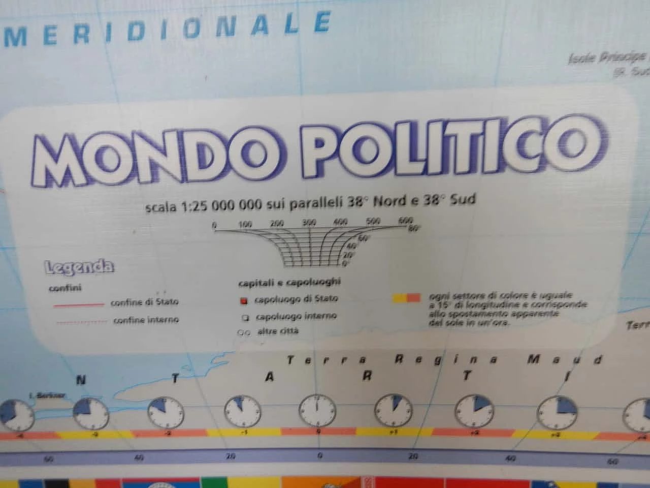 World map, 80s 1064528