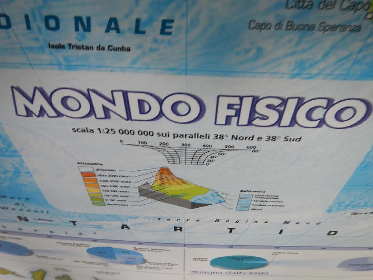 World map, 80s 1064532